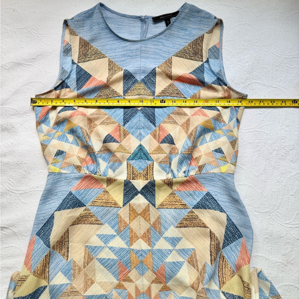 BCBGMaxAzria Geometric Print Midi Dress Sleeveless Pastel Blue Coral Accents 10 - Picture 3 of 14